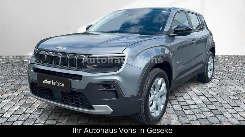 Grau Neu 2025 Jeep Avenger Altitude SUV | 23.970 € (Guter Preis) - Bild 1/3