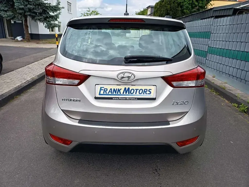 Gebraucht Hyundai ix20 Space 125 PS (91 kW) 2019 Beige Kleinwagen