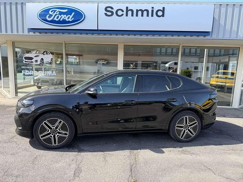 Gebraucht Ford Capri Premium 250 kW (340 PS) 2025 Obsidianschwarz metallic SUV
