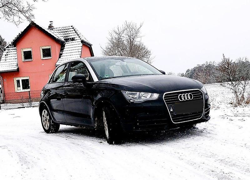 Gebraucht Audi A1 Attraction 86 PS (63 kW) 2012 Schwarz Kleinwagen