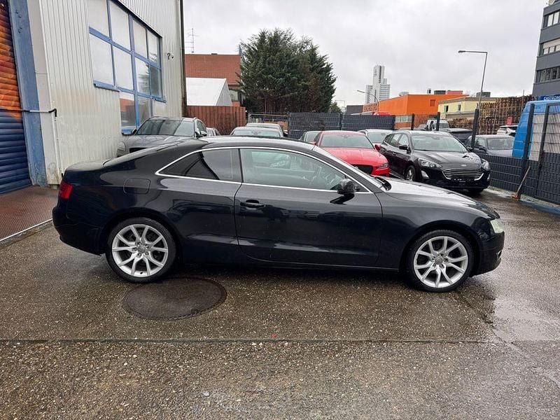 Gebraucht Audi A5 Sport 160 PS (117 kW) 2011 Phantomschwarz perleffekt Coupé