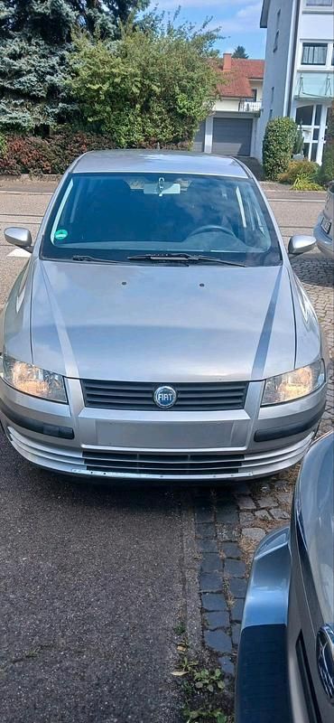 Silber Gebraucht 2003 Fiat Stilo Kleinwagen | 1.500 € (Fairer Preis) - Bild 1/4