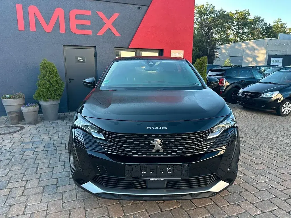 Gebraucht Peugeot 5008 Active 131 PS (96 kW) 2022 Schwarz SUV