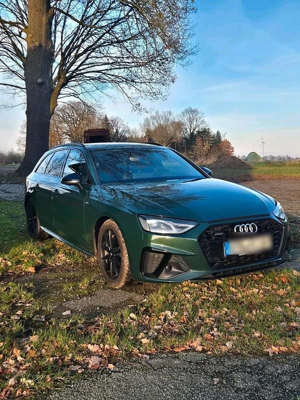 Grün Gebraucht 2020 Audi A4 S-Line Kombi | 24.000 € (Fairer Preis) - Bild 1/4