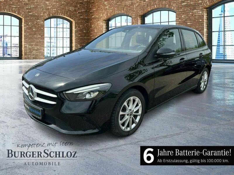 Gebraucht Mercedes B250e 218 PS (160 kW) 2022 Unilack nachtschwarz Van / Kleinbus