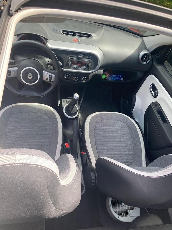 Gebraucht Renault Twingo LIMITED 70 PS (51 kW) 2018 Kleinwagen