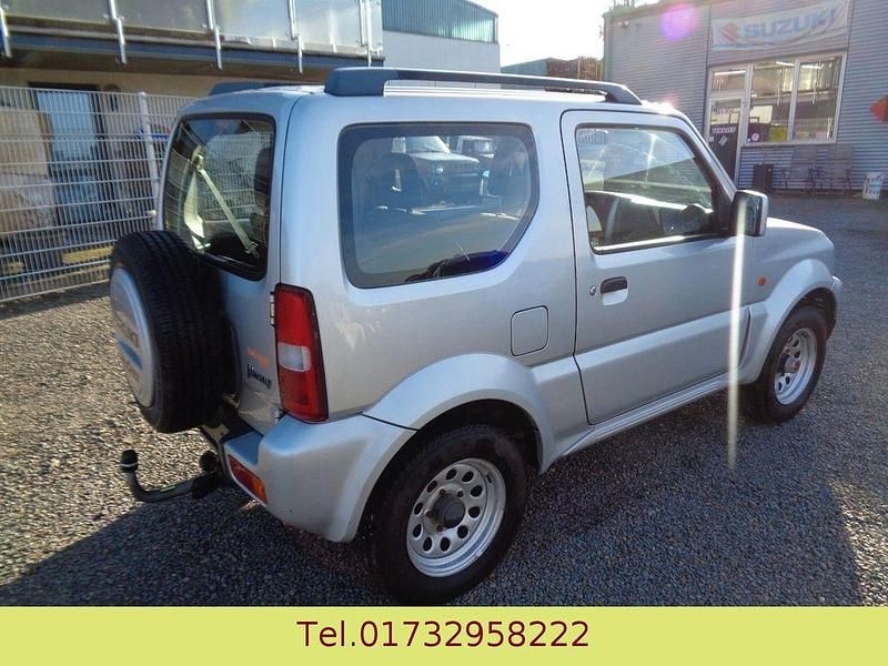 Gebraucht Suzuki Jimny 86 PS (63 kW) 2008 Silber SUV