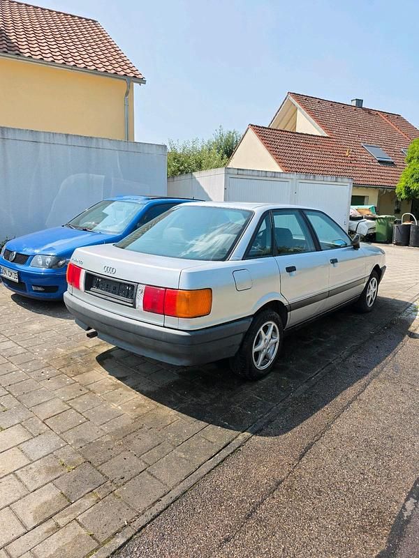 Gebraucht Audi 80 69 PS (50 kW) 1991 Grau Limousine
