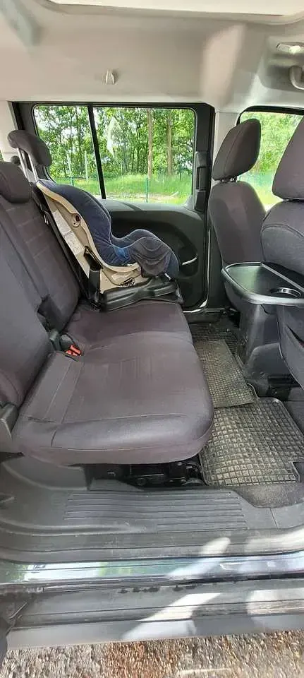 Gebraucht Ford Grand Tourneo Connect Titanium 150 PS (110 kW) 2015 Grau Van / Kleinbus
