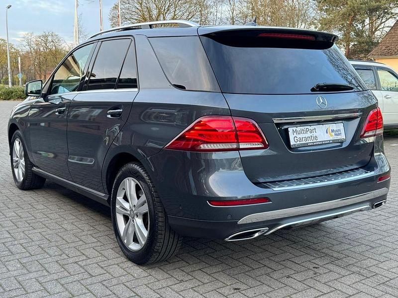 Gebraucht Mercedes GLE350 258 PS (189 kW) 2016 Grau SUV