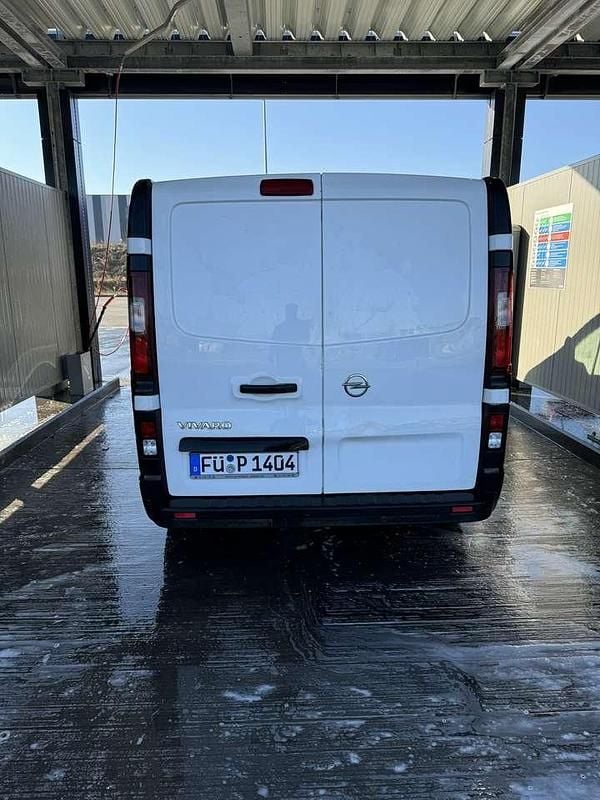 Gebraucht 2016 Opel Vivaro Van | 9.700 € (Guter Preis) - Bild 1/4