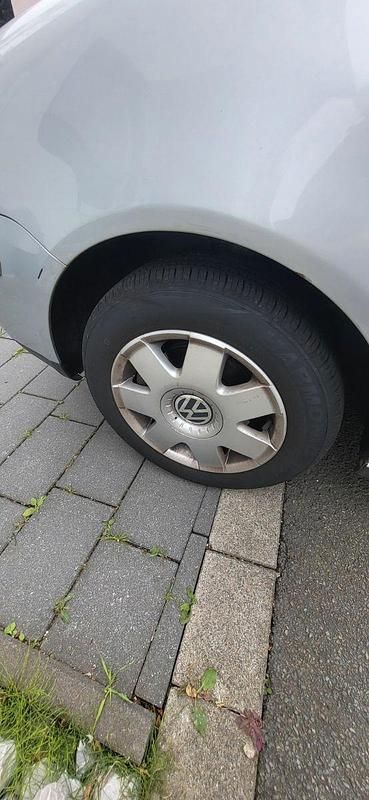 Silber Gebraucht 2003 VW Polo Highline Limousine | 1.650 € (Guter Preis) - Bild 1/4