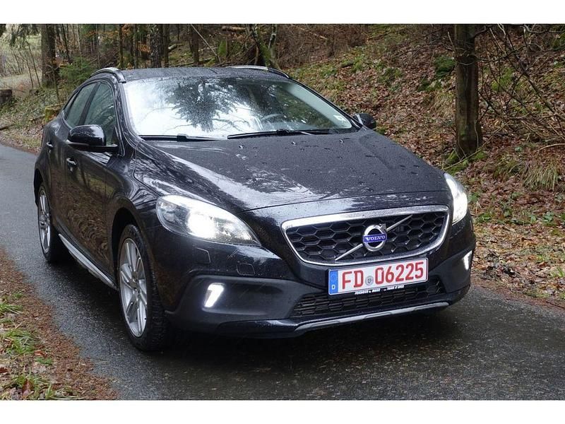 Gebraucht Volvo V40 CC You! 150 PS (110 kW) 2015 Schwarz Kombi
