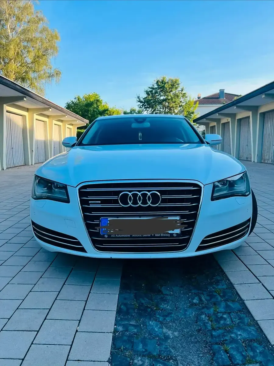 Gebraucht Audi A8 258 PS (189 kW) 2013 Weiß Limousine