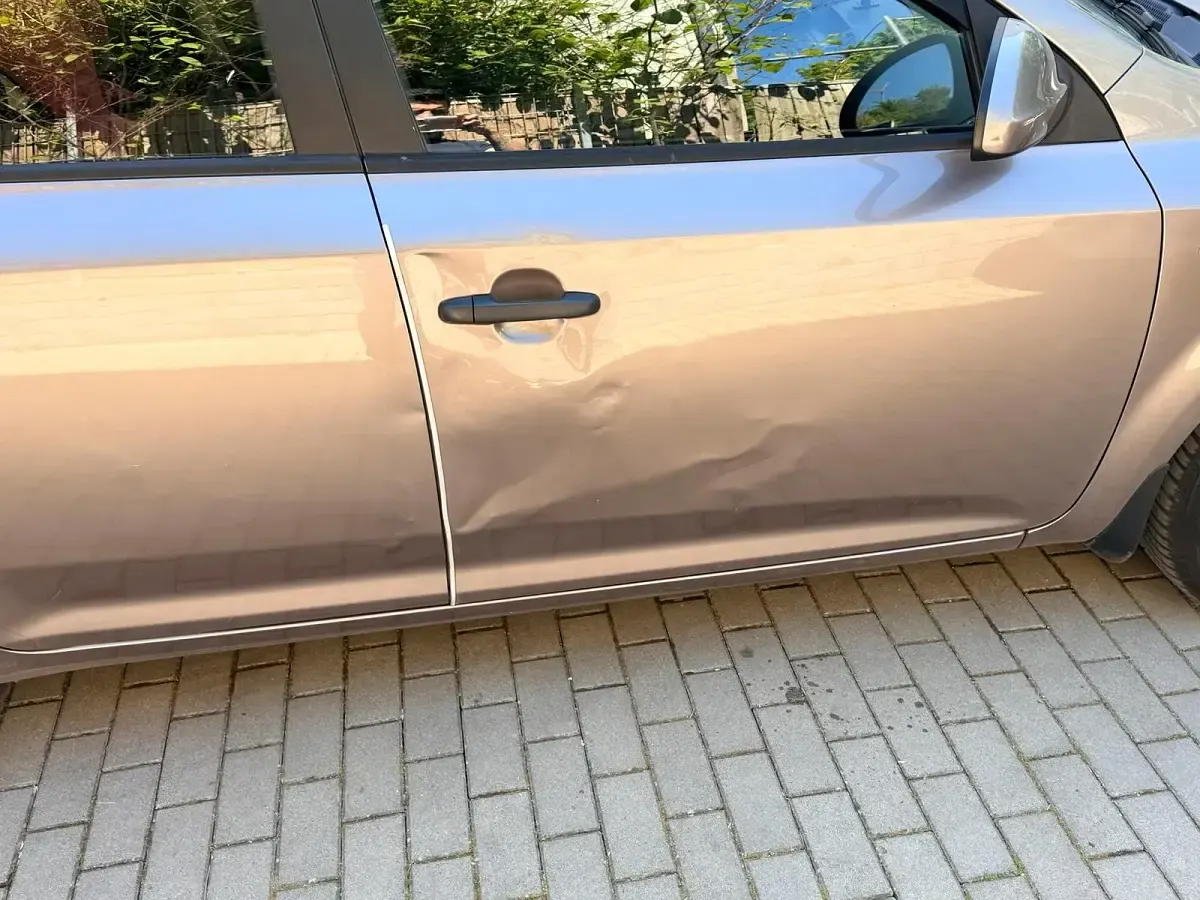 Usata Kia Ceed 109 CV (80 kW) 2009 Oro Utilitaria