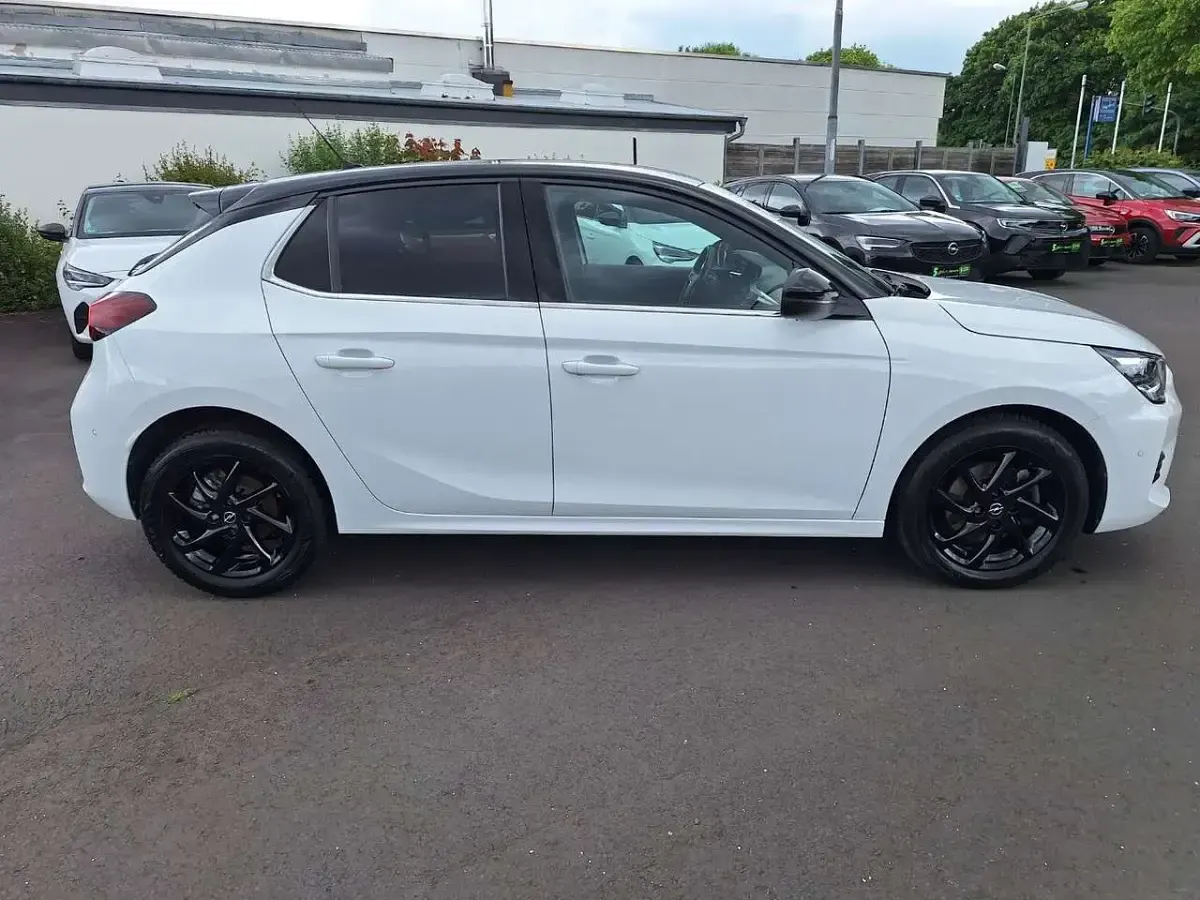 Gebraucht Opel Corsa Ultimate 101 PS (74 kW) 2022 Jade weiß Kleinwagen