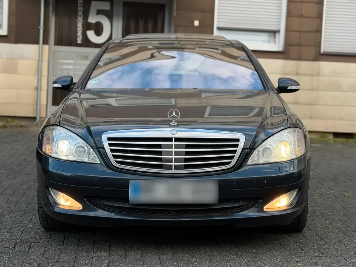 Gebraucht Mercedes S320 Night 235 PS (172 kW) 2007 Schwarz Limousine