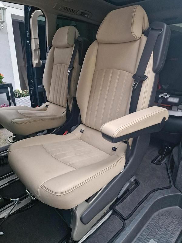 Gebraucht Mercedes Viano 224 PS (164 kW) 2012 Schwarz Van / Kleinbus