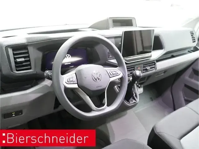 Gebraucht VW Crafter 140 PS (102 kW) 2025 Weiß Van