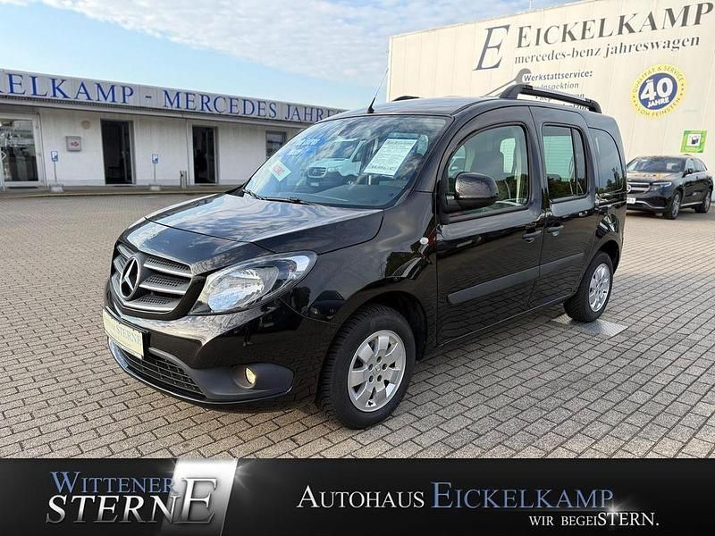 Dravitschwarz metallic Gebraucht 2020 Mercedes Citan 111 Edition Kombi | 16.490 € (Fairer Preis) - Bild 1/4