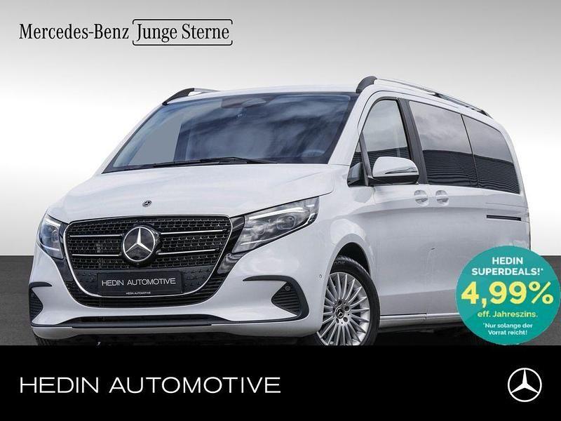 Bergkristallweiß Gebraucht 2024 Mercedes V220 Style Van / Kleinbus | 59.976 € (Teuer) - Bild 1/4