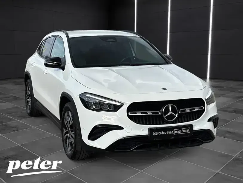Gebraucht Mercedes GLA180 Progressive 116 PS (85 kW) 2024 Unilack polarweiß SUV