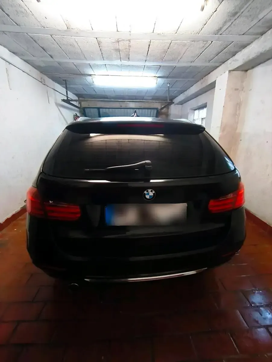 Gebraucht BMW 320 Luxury Line 168 PS (123 kW) 2013 Schwarz Kombi