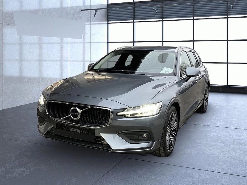 Grau Gebraucht 2020 Volvo V60 Momentum Kombi | 28.189 € (Fairer Preis) - Bild 1/4