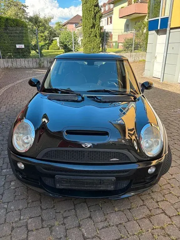 Gebraucht Mini John Cooper Works 211 PS (155 kW) 2004 Schwarz Kleinwagen