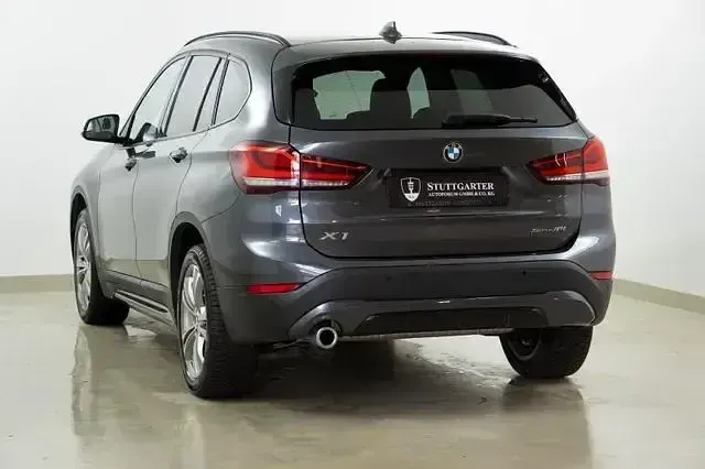 Gebraucht BMW X1 M Sport 140 PS (102 kW) 2020 Grau SUV