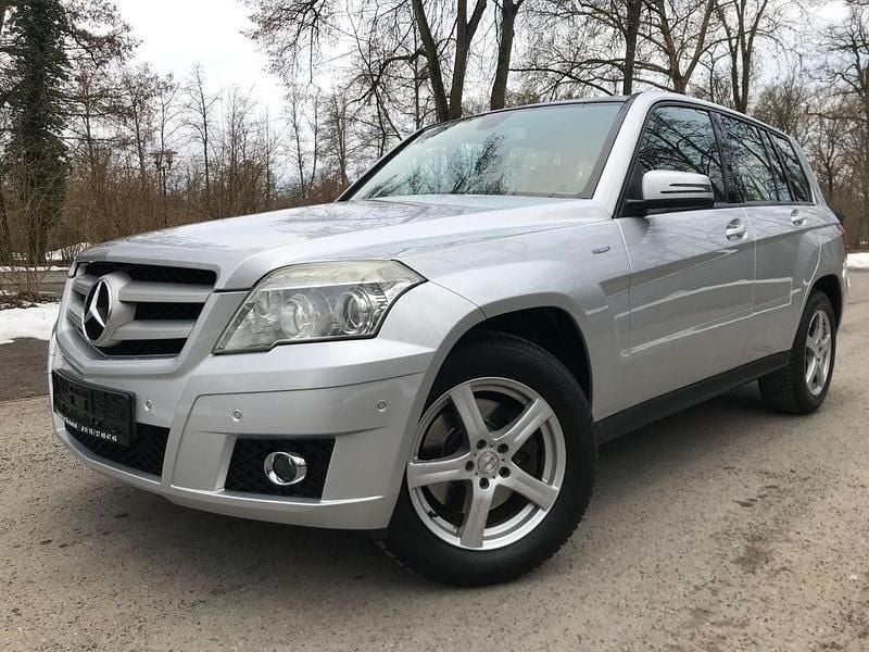 Silber Gebraucht 2012 Mercedes GLK220 SUV | 9.790 € (Superpreis) - Bild 1/4