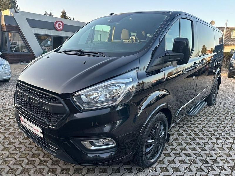 Gebraucht Ford Transit 131 PS (96 kW) 2022 Agate black Van / Kleinbus