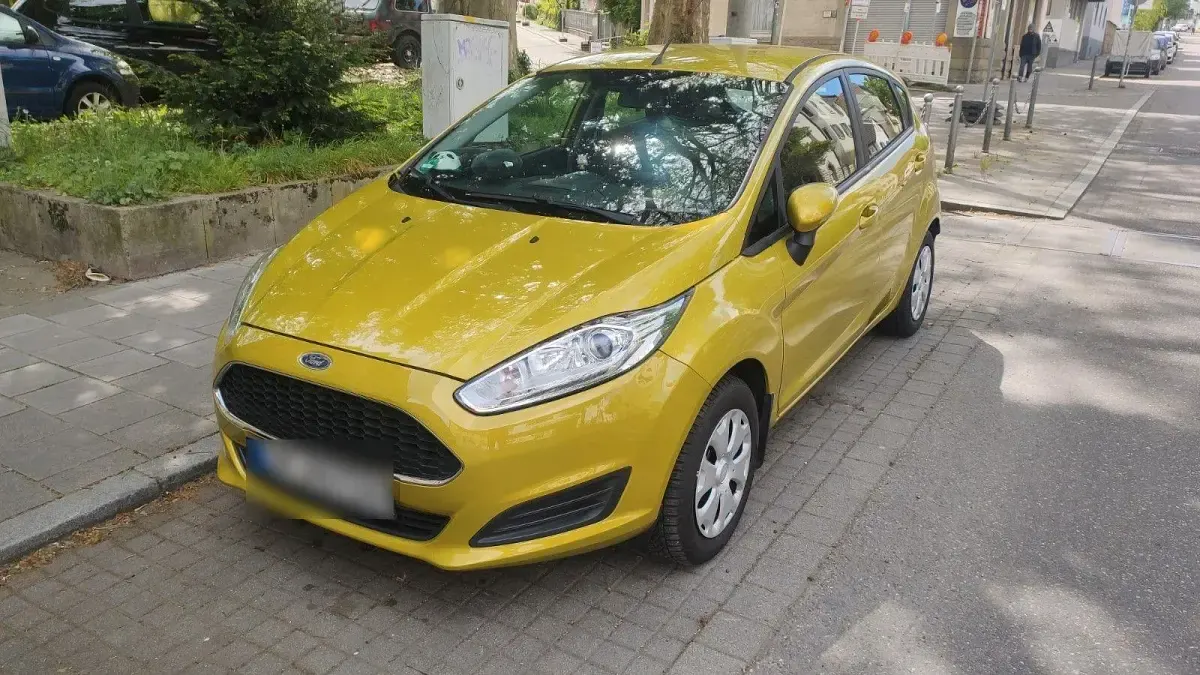 Gebraucht Ford Fiesta 80 PS (58 kW) 2016 Andere farben Kleinwagen