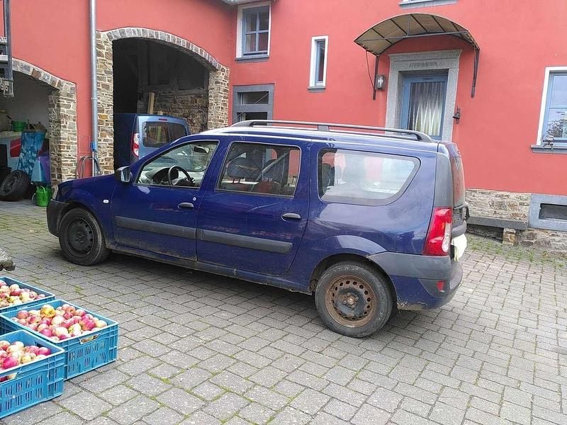 Blau Gebraucht 2008 Dacia Logan MCV Lauréate Kombi | 500 € (Superpreis) - Bild 1/4