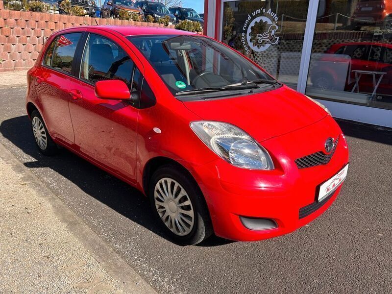Rot Gebraucht 2011 Daihatsu Charade Kleinwagen | 5.990 € - Bild 1/4