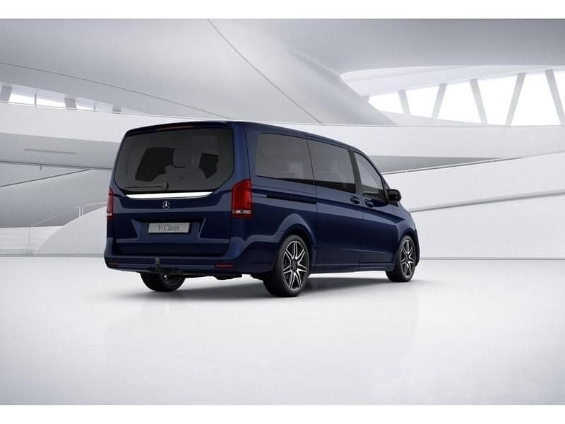 Gebraucht Mercedes V300 AMG 237 PS (174 kW) 2021 Cavansitblau metallic Van / Kleinbus