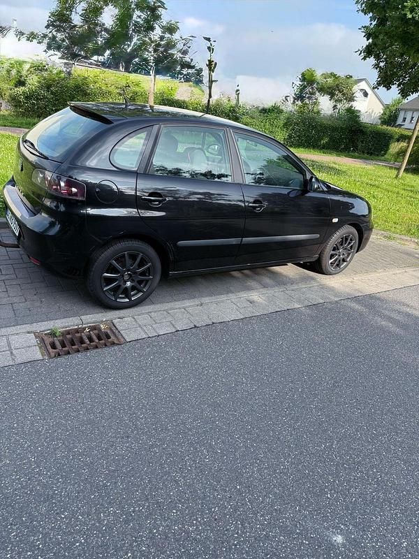 Schwarz Gebraucht 2007 Seat Ibiza Kleinwagen | 1.900 € (Fairer Preis) - Bild 1/4