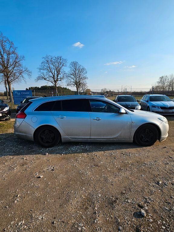 Gebraucht Opel Insignia Cosmo 260 PS (191 kW) 2009 Silber Kombi