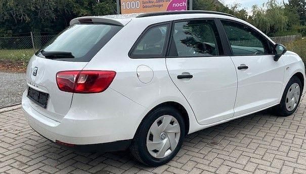 Gebraucht Seat Ibiza ST Reference 69 PS (50 kW) 2012 Weiß Kombi