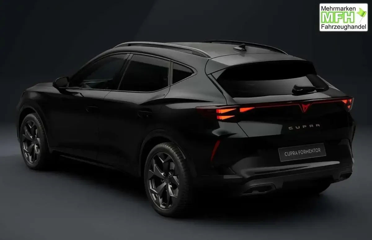 Neu Cupra Formentor 150 PS (110 kW) 2026 Midnight schwarz meta... SUV
