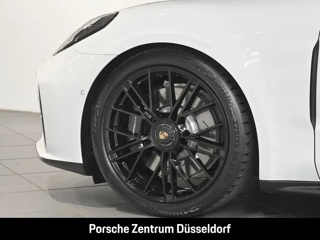 Neu Porsche Panamera GTS 500 PS (367 kW) 2026 Weiss Kleinwagen