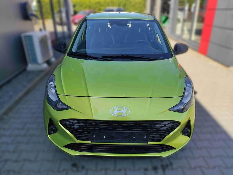 Metallic Gebraucht 2024 Hyundai i10 Kleinwagen | 17.930 € (Teuer) - Bild 1/4