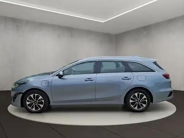 Gebraucht Kia Ceed 105 PS (77 kW) 2025 Lunarsilber met. Kleinwagen