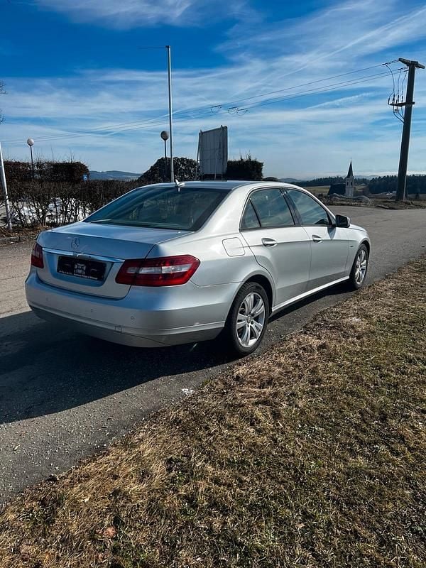 Gebraucht Mercedes E220 2009 Limousine