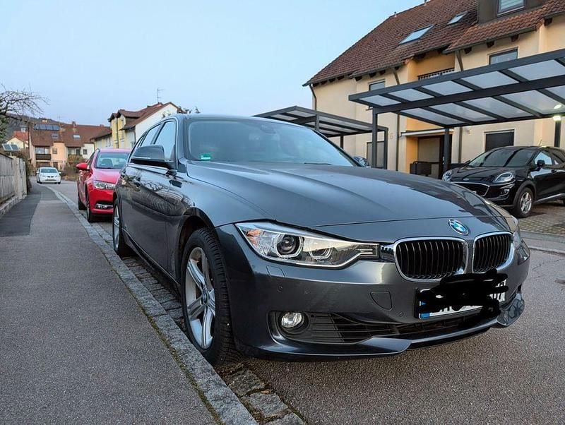 Gebraucht BMW 320 184 PS (135 kW) 2015 Grau Kombi