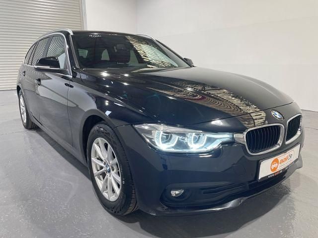 Gebraucht BMW 318 Advantage 150 PS (110 kW) 2018 Schwarz Kombi