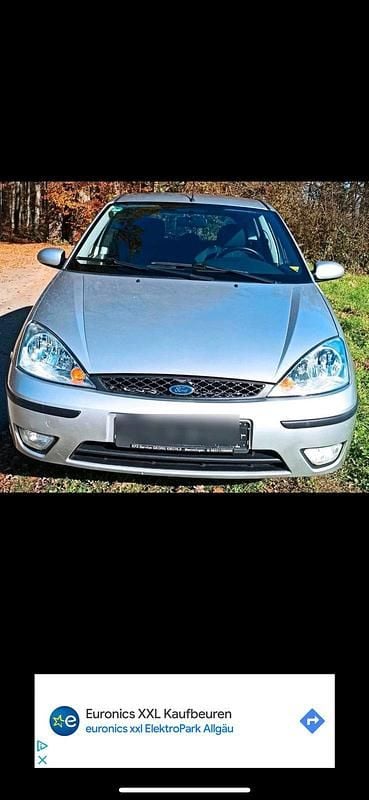 Gebraucht Ford Focus 100 PS (73 kW) 2003 Silber Limousine