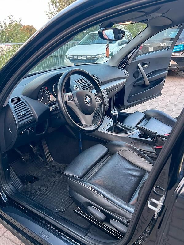 Gebraucht 2004 BMW 118 Kleinwagen | 1.599 € (Guter Preis) - Bild 1/4
