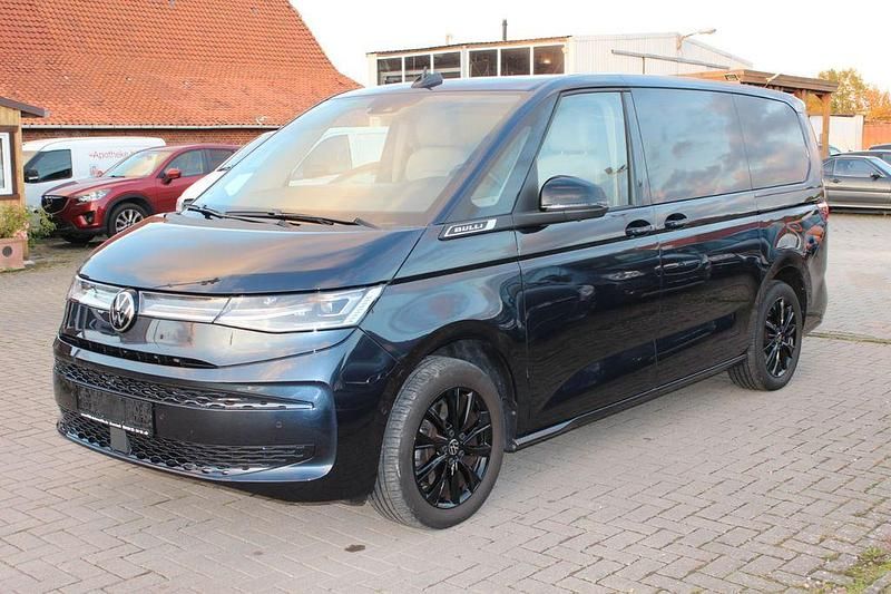 Starlight blue Gebraucht 2024 VW T7 Van | 49.999 € (Guter Preis) - Bild 1/4