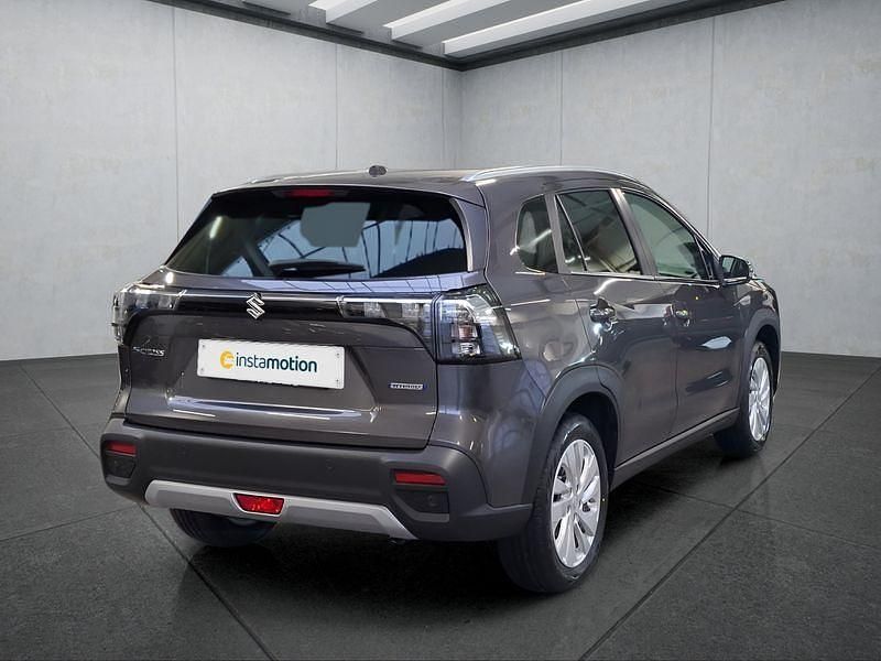 Neu Suzuki SX4 110 PS (80 kW) 2025 Grau SUV
